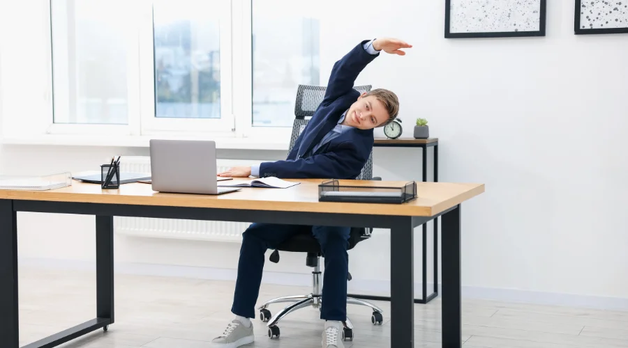 Desk job heart health tips